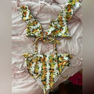 Never worn - show me your mumu naples top & sorrento bottom in medium bikini